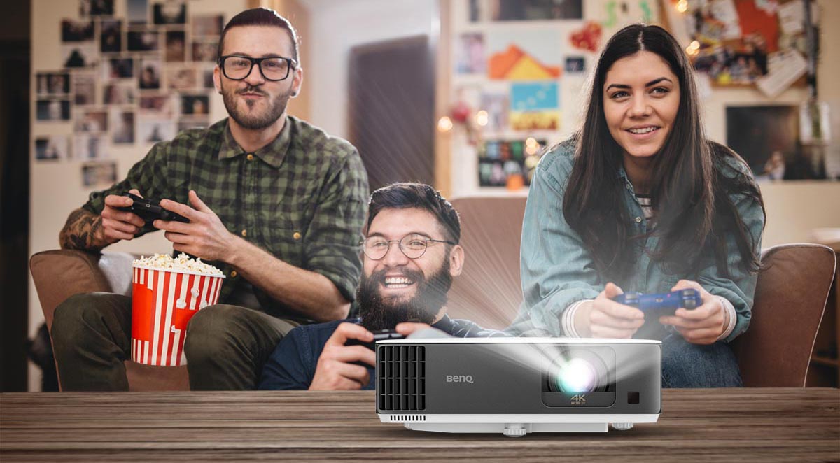 BenQ TK700 | 4K HDR 3200 LM Gaming Beamer für Sport & Spiele